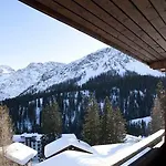 Basic Hotel Arosa Hotell Arosa