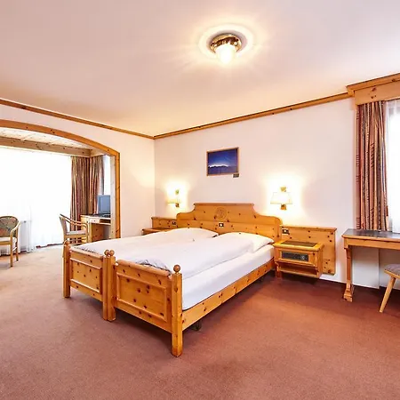 Basic Hotel Arosa Hotel 2*