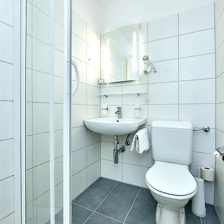 Basic Hotel Arosa Hotel 2*