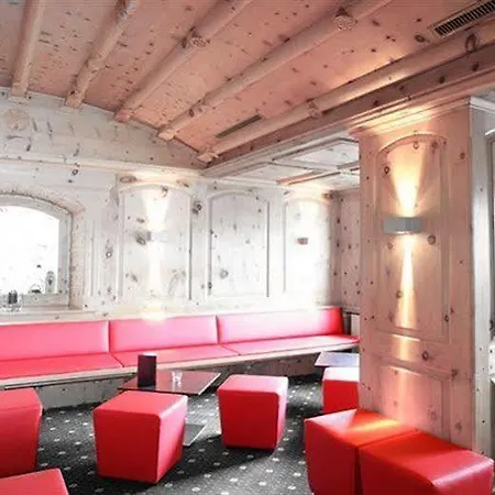 Basic Hotel Arosa 2* Arosa