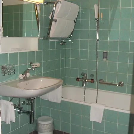Basic Hotel Arosa
