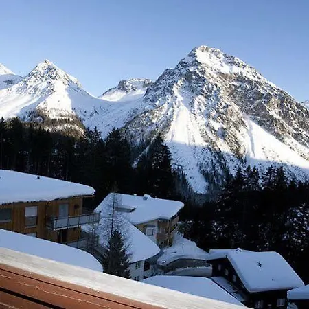 Basic Hotel Arosa 2* Arosa